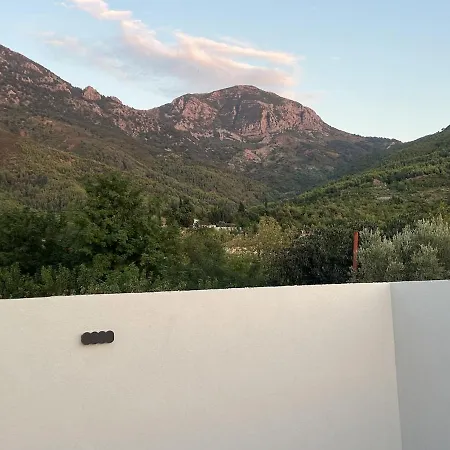 Villa Poolside Bliss - Escape & Relax