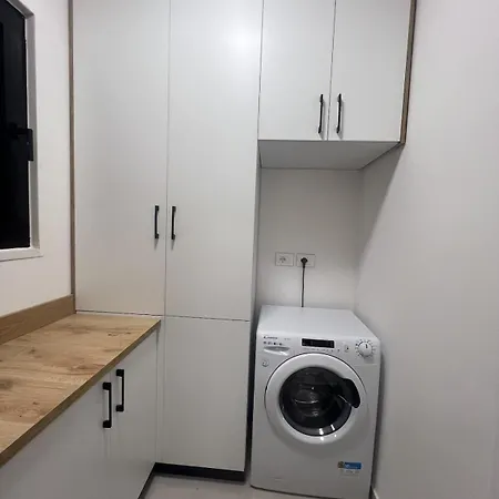 Poolside Bliss - Escape & Relax Villa