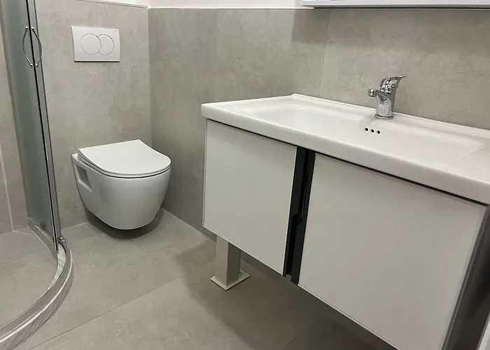 Villa Poolside Bliss - Escape & Relax *