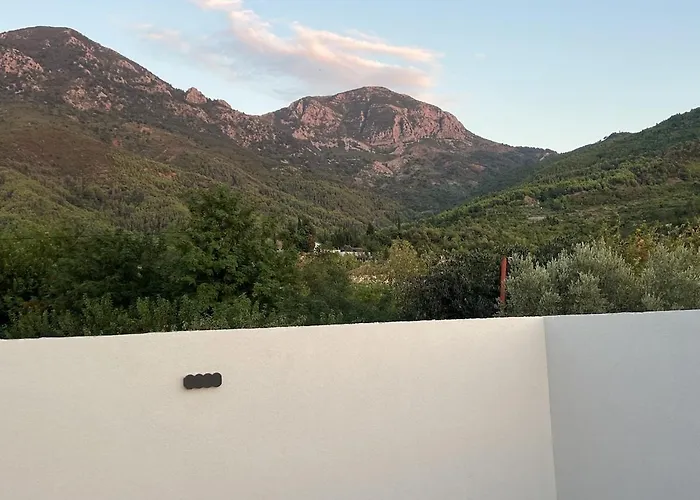 Villa Poolside Bliss - Escape & Relax