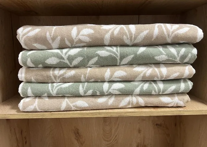 Poolside Bliss - Escape & Relax Villa *